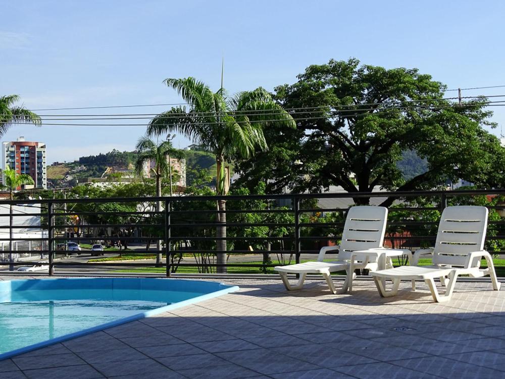 Aparthotel La Fontaine Ipatinga Exterior photo